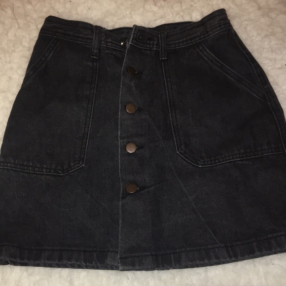Forever 21- Black Denim Skirt - Picture 1 of 8
